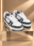 Sneakers Monochrome – Graphite & White
