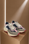 Sneakers Select – Blush Navy