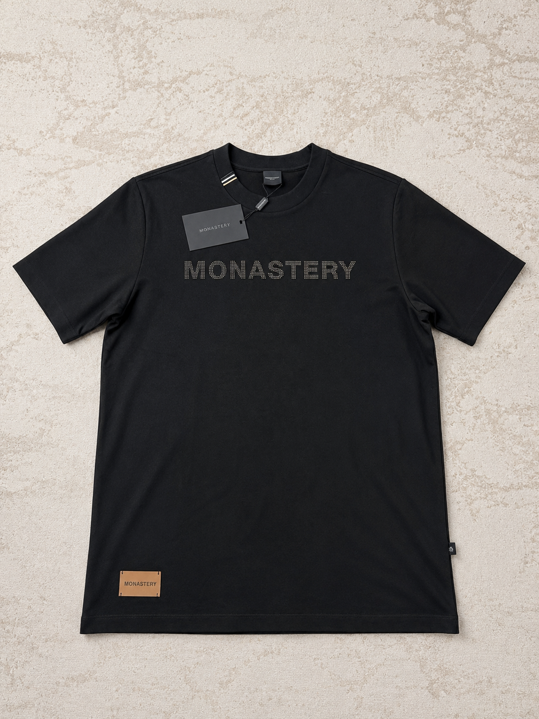 Camisa negra monastery