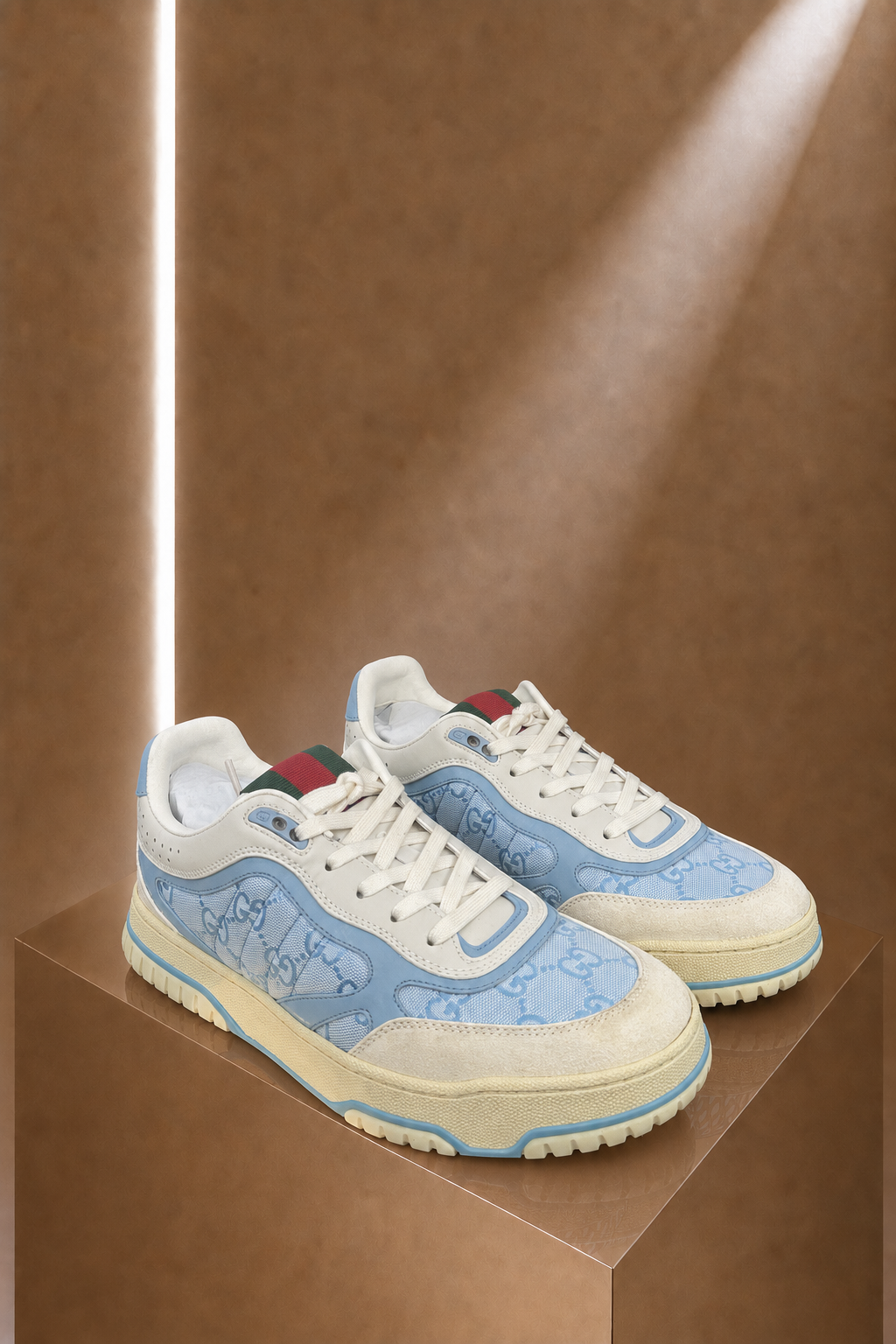Sneakers Select – Powder Blue