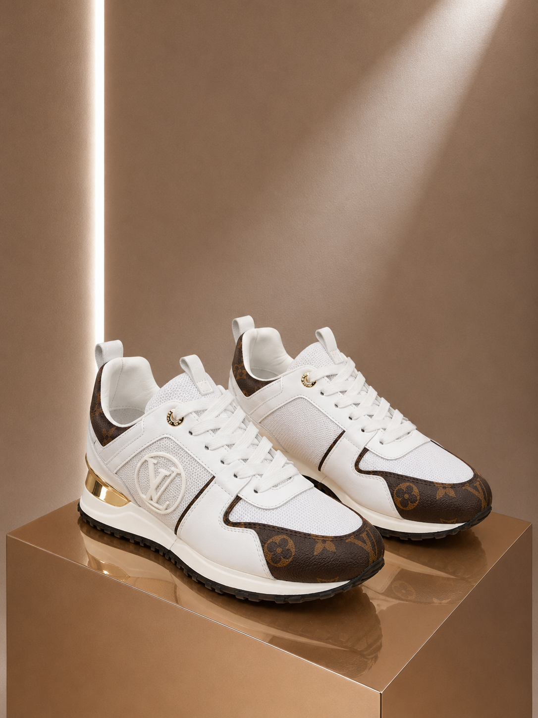 Sneakers Select – Monogram White