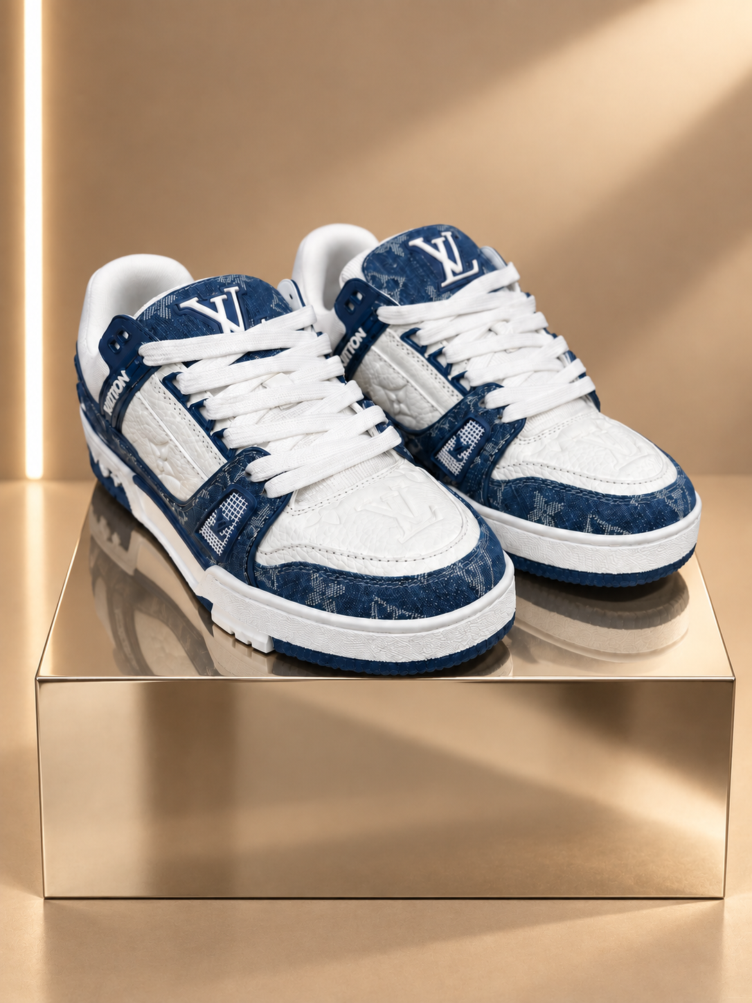 Sneakers Monochrome – Blue & White
