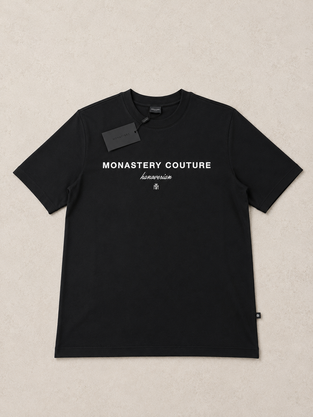Camiseta negra monastery